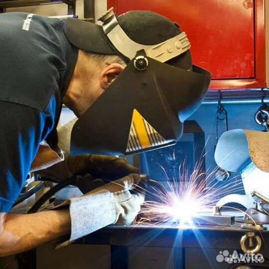Сварщик на полуавтомат