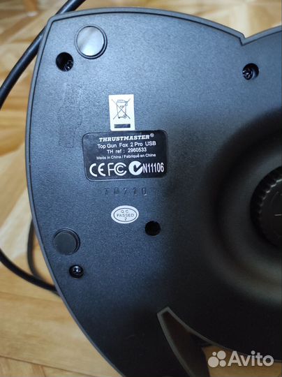 Джойстик авиасимулятор Thrustmaster