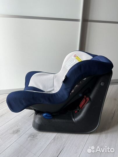 Автокресло Inglesina magellano