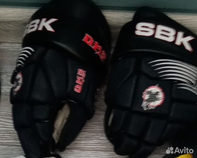 Хоккейные краги