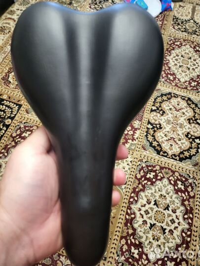 Седло для велосипеда кожаное