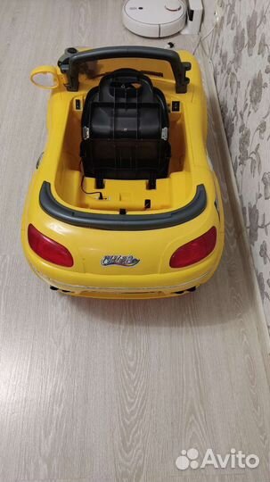 Детский электромобиль bugatti