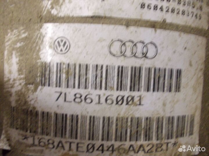 Амортизатор пневмо Audi Q7 2005-2015 7L8616001