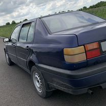 Volkswagen Vento 1.8 MT, 1993, 202 000 км, с пробегом, цена 82 000 руб.