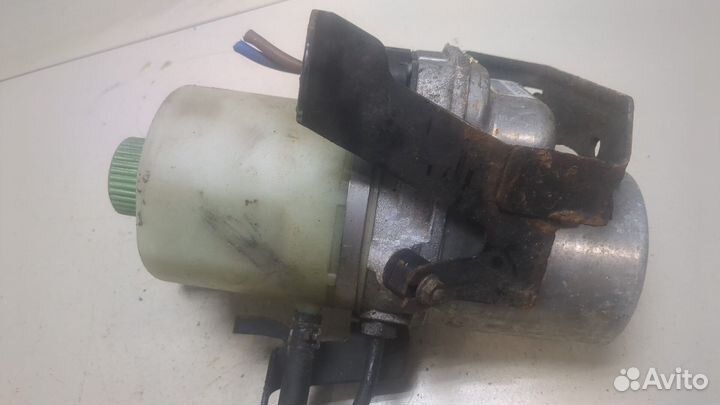 Насос усилителя руля Volkswagen Polo, 2011