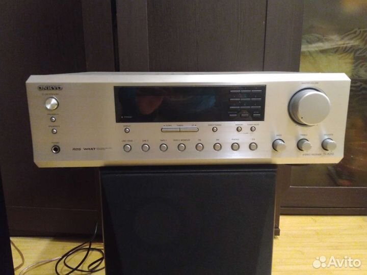 Интегральнвй усилитель Onkyo
