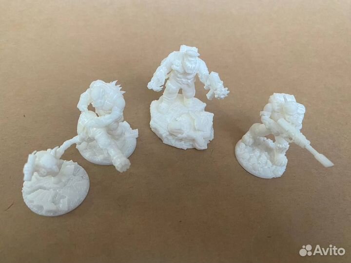 Warhammer 40000 миниатюры орков