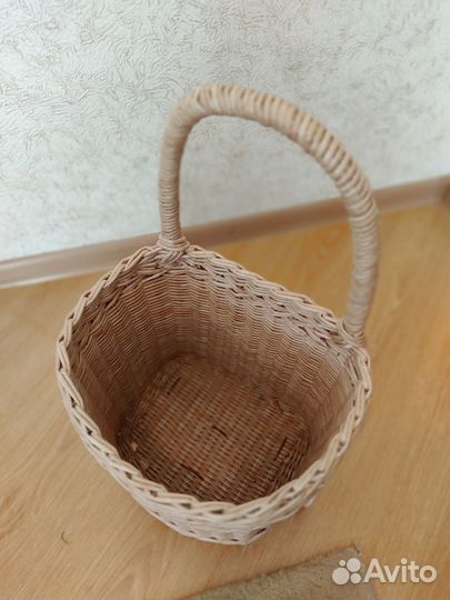 Плетеная сумка-тележка для игрушек