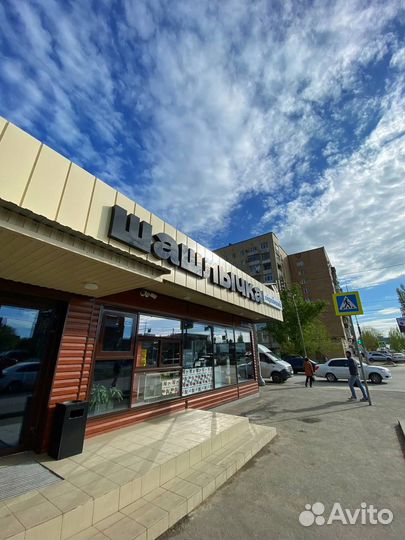 Кассир - администратор в кафе быстрого питания