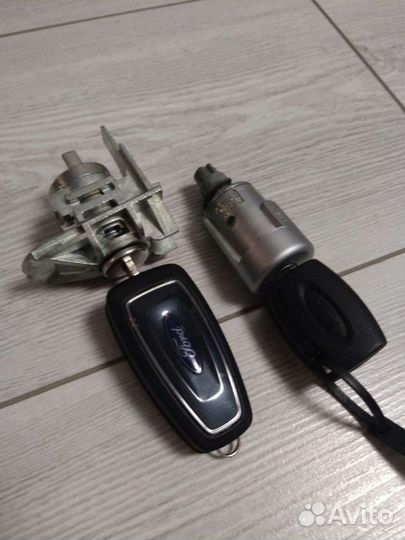 Комплект оригинальных ключей