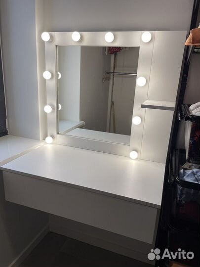 Консоль гримерная с зеркалом