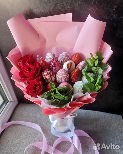 Клубничные съедобные букеты Саратов