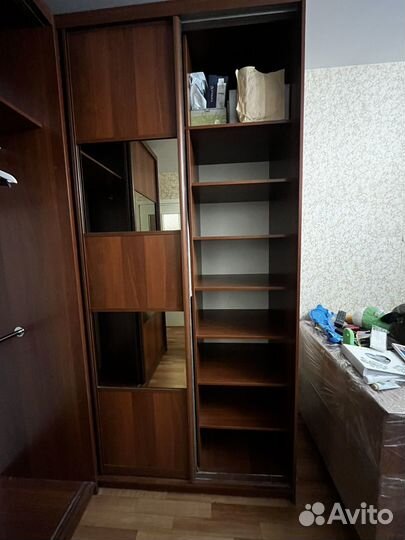 Шкаф купе угловой с зеркалом бу