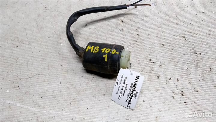 Патрон указателя поворота mersedesbenz MB100 88г