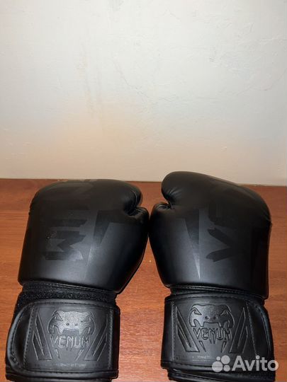 Боксерские перчатки venum elite 12 oz