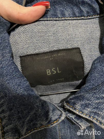 Джинсовая куртка женская