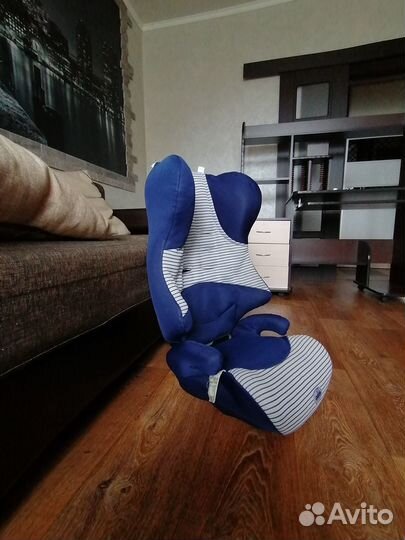 Детское автомобильное кресло