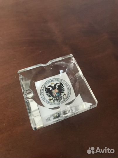 Пепельница стекло