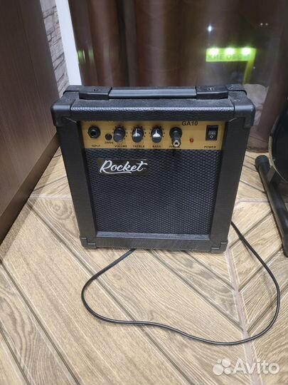 Электро гитара с комбиком