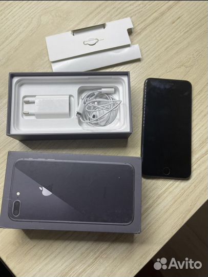 Телефон iPhone 8 plus 64