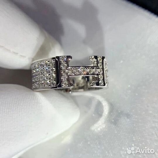 Hermes Clic H кольцо с бриллиантами 0.20ct