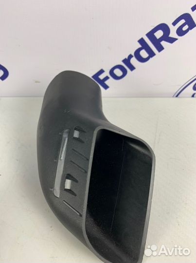 Воздухозаборник Ford Focus 3 CB8 2011-2019