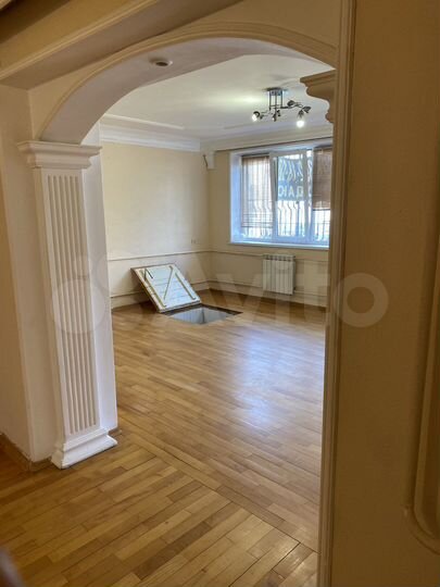 4-к. квартира, 82,3 м², 1/5 эт.