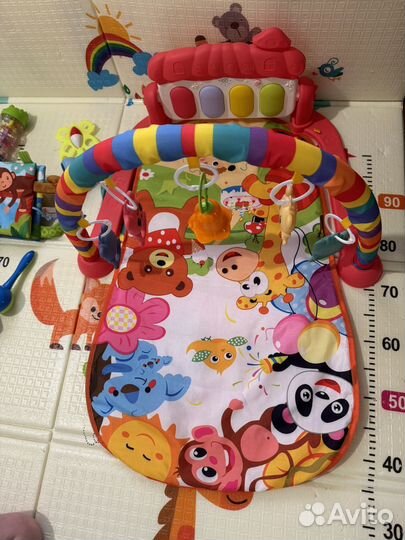 Развивающий коврик с пианино