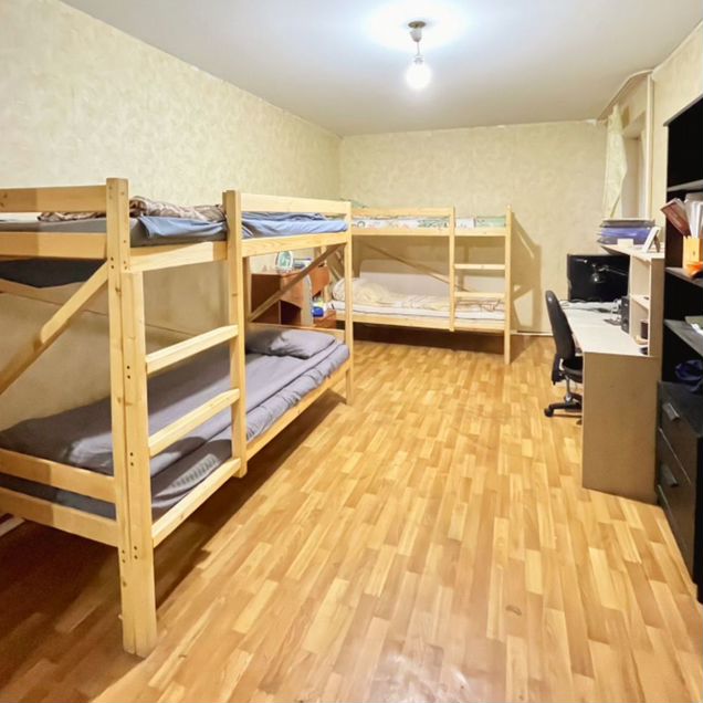 Койко-место 26 м² в 5-к., 14/15 эт.