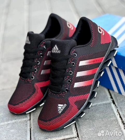 Adidas мужские кроссовки новые