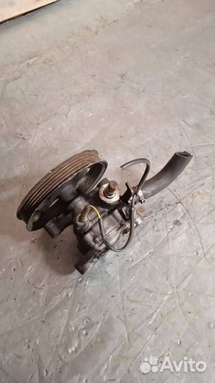 Насос гидроусилителя руля Mitsubishi Space Star