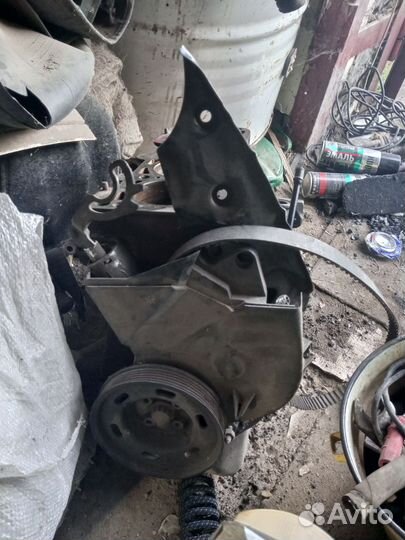 Блок двигателя ауди А4 1.6 101л