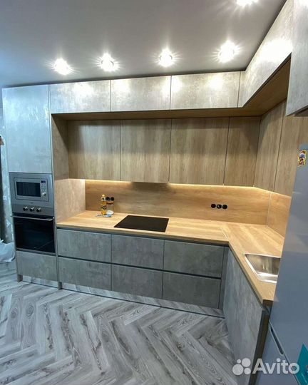 Кухни на заказ собственное производство М22