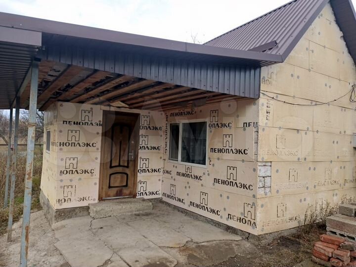 Дом 30 м² на участке 8 сот.