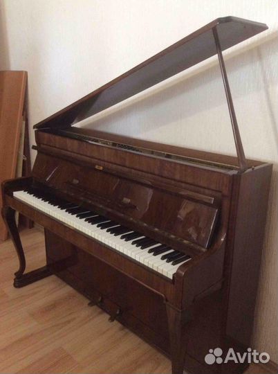 Пианино WeInBach