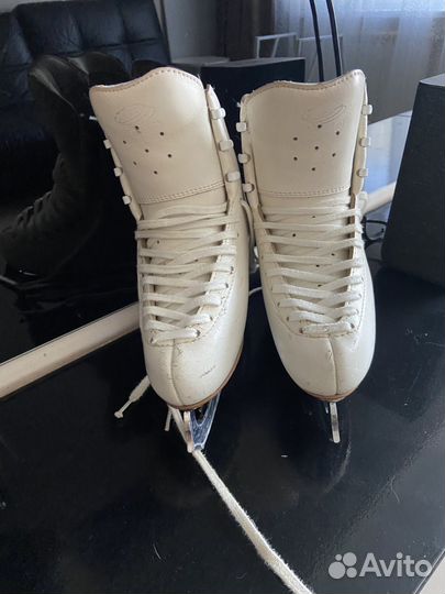 Коньки фигурные edea overture 225