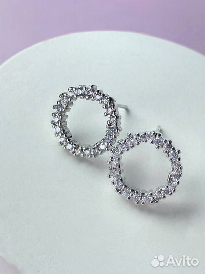 Серьги пусеты