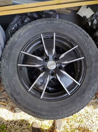 Комплект колес r16