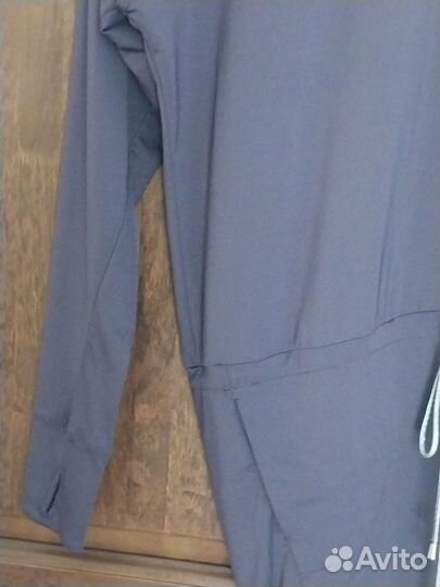 Спортивный свитер