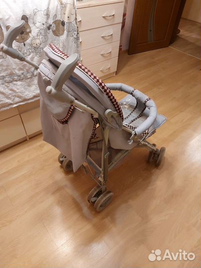 Детская коляска трость