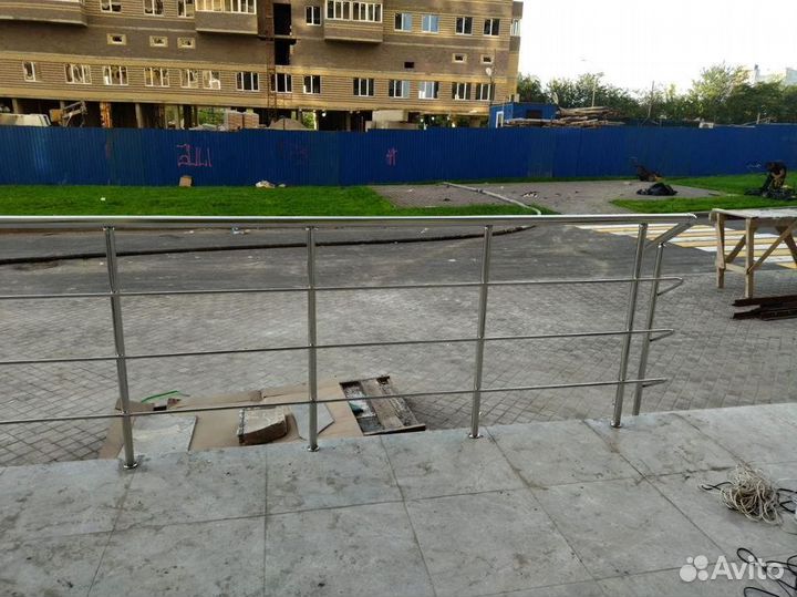 Перила, поручни