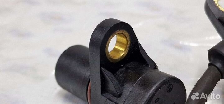 Датчик положения коленвала Audi/Vw 0281002223