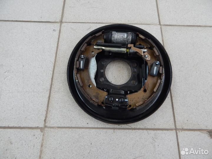 Кожух тормозного диска задний LR Hyundai