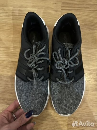 Кроссовки женские Adidas Cloudfoam QT Racer