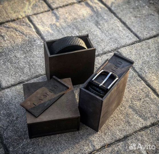 Ремень из кожи питона