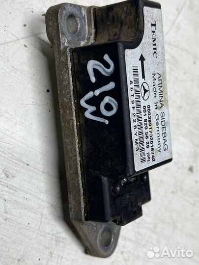 Датчик удара srs airbag подушек безопасности w210