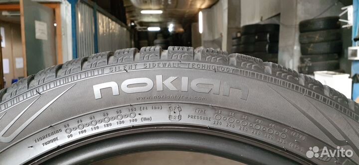 Nokian Tyres WR A4 225/55 R17