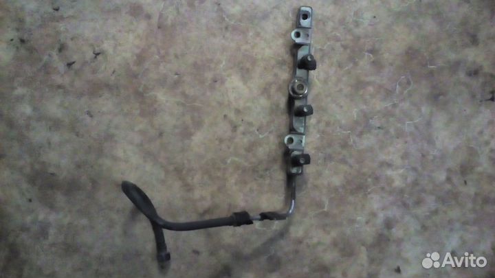 Топливные форсунки с рампой Тойота королла Е120