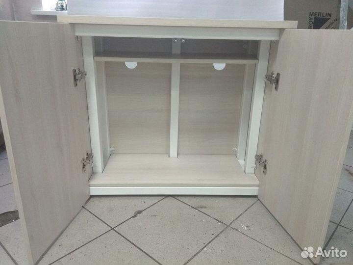 Тумба под аквариум на металлокаркасе