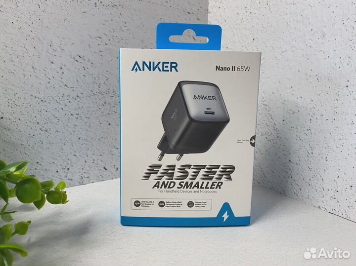 Зарядное устройство Anker PowerPort Nano II 65W